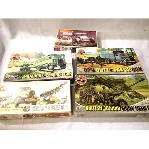 2065 - Four Airfix military 1/72, 1/76 scale kits comprising Sam-2 missile, Matador and gun, 105mm gun, Ope... 