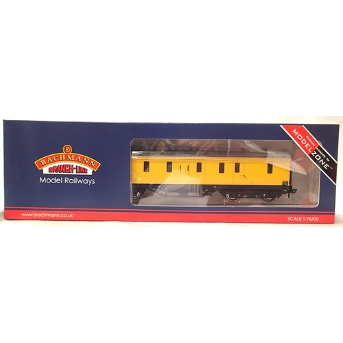 2085 - Bachmann 34-325Y 50ft parcels van engineers yellow, model zone exclusive. In excellent condition, bo... 