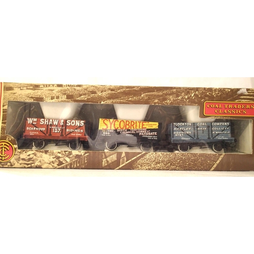 2099 - Bachmann 33-033 coal trader classics set of three Yorkshire area. In excellent condition, box with s... 