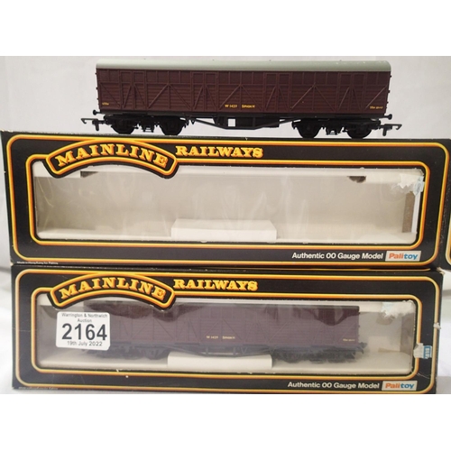 2164 - Two Mainline Siphon Vans, B.R Maroon, in very good condition, boxes with wear. P&P Group 1 (£14+VAT ... 