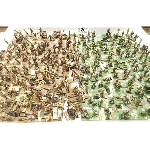 2201 - Selection of Wargaming figures 1/72 scale, mostly plastic, finished to an excellent standard. P&P Gr... 