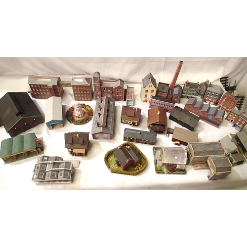 2249 - Twenty eight N gauge plastic and card buildings, kit built, mostly British outline, good build and f... 