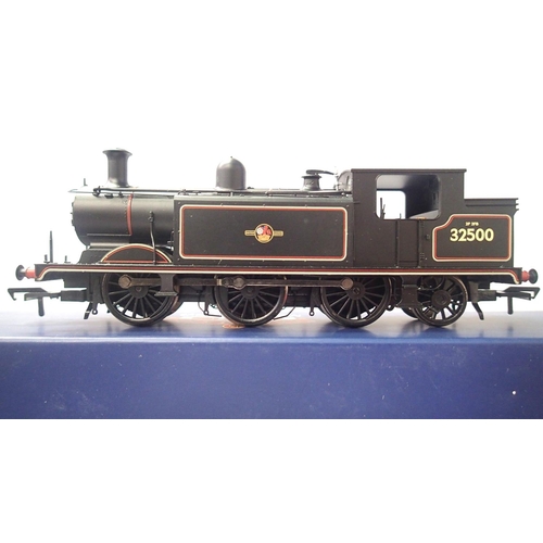 2295 - Bachmann 35-078, class E4, black Late Crest 32500. In excellent condition, missing detail pack, box ... 