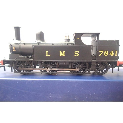 2296 - Bachmann 35-051 Webb coal tank, 7841 LMS Black. In excellent condition, box has wear. P&P Group 1 (£... 