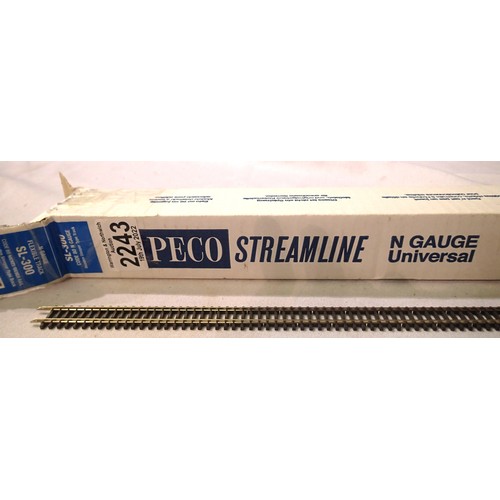 2243 - Peco N gauge track SL 300, code 80, wooden sleeper, twenty four yard lengths, flexi track as new. P&... 