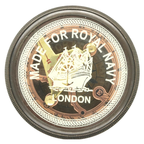 120 - Brass sundial compass,marked Made for Royal Navy, D: 70 mm. P&P Group 1 (£14+VAT for the first lot a... 