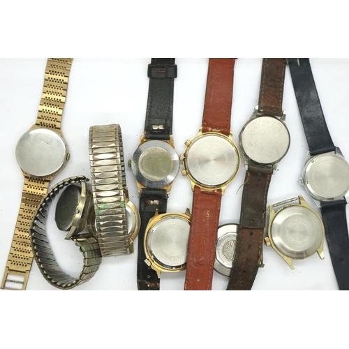 145 - Ten mixed gents quartz wristwatches, not working at lotting. P&P Group 1 (£14+VAT for the first lot ... 