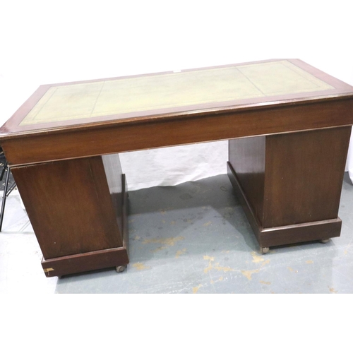 3072 - An Edwardian inlaid mahogany twin pedestal desk having two banks of four drawers and gilt tooled lea... 