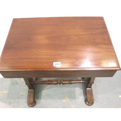 3080 - A Victorian single drawer writing table with turned supports, 71 x 46 x 82 cm H. Not available for i... 