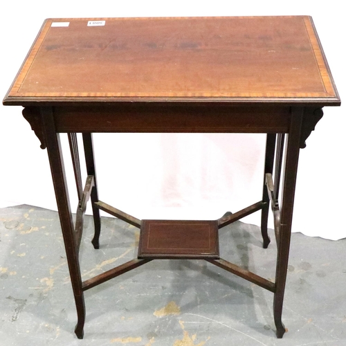 3081 - Goodall and Sons of Newcastle: An Edwardian inlaid walnut lamp table with crossed stretchers and und... 