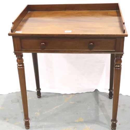 3082 - A George IV mahogany single drawer wash stand, with turned supports and gallery, 70 x 46 x 81 cm H N... 