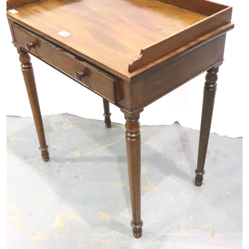 3082 - A George IV mahogany single drawer wash stand, with turned supports and gallery, 70 x 46 x 81 cm H N... 