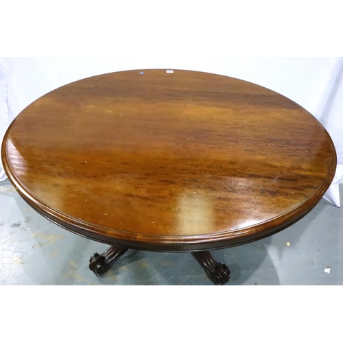 3088 - A large Victorian mahogany breakfast table with oval tilting top, with quadripartite support, 145 x ... 