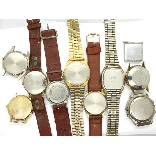 164 - Ten mixed gents quartz wristwatches, mostly working at lotting. P&P Group 1 (£14+VAT for the first l... 