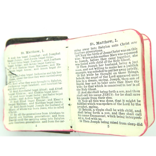 178 - Hallmarked silver fronted miniature antique copy of the New Testament. P&P Group 1 (£14+VAT for the ... 