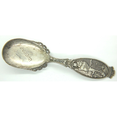 180 - Norwegian silver spoon, L: 16 cm, 41g. P&P Group 1 (£14+VAT for the first lot and £1+VAT for subsequ... 