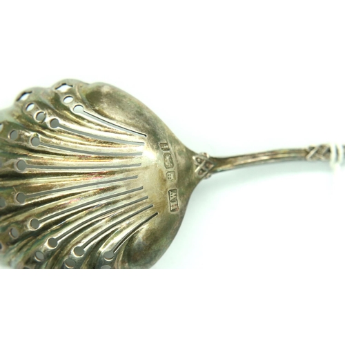 181 - Hallmarked silver sugar sifting spoon, L: 12 cm, 16g. P&P Group 1 (£14+VAT for the first lot and £1+... 