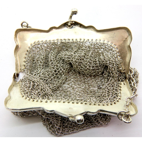 188 - Hallmarked silver purse, 83g. P&P Group 1 (£14+VAT for the first lot and £1+VAT for subsequent lots)