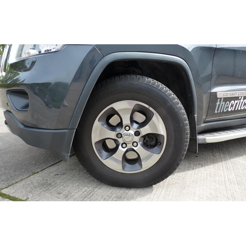 1C - Jeep Grand Cherokee, 2011 plate BF61 0UN, automatic, grey, 113119 miles, 3.0L diesel. 10%+VAT BUYERS... 