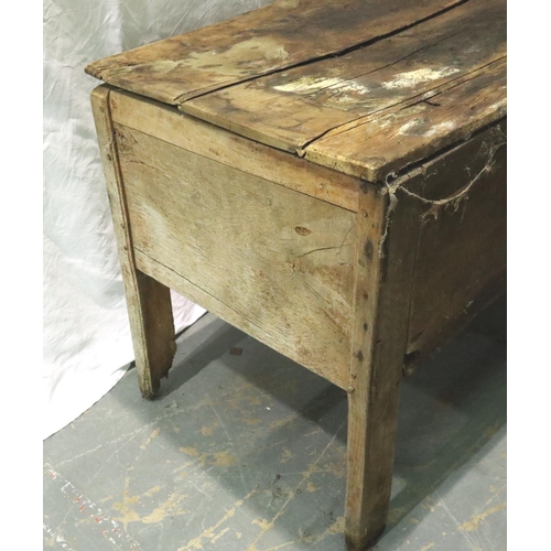 3101 - An 18th century distressed oak chest, for restoration, 143 x 60 x 72 cm H. Not available for in-hous... 