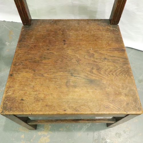 3122 - Early elm chair. Not available for in-house P&P, contact Paul O'Hea at Mailboxes on 01925 659133