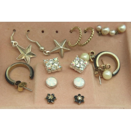 89 - Eight pairs of earrings including gold hoops, gold diamond/sapphire and opals. P&P Group 1 (£14+VAT ... 