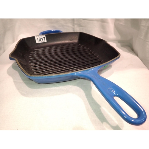 1017 - Blue Le Creuset grill pan. Not available for in-house P&P, contact Paul O'Hea at Mailboxes on 01925 ... 