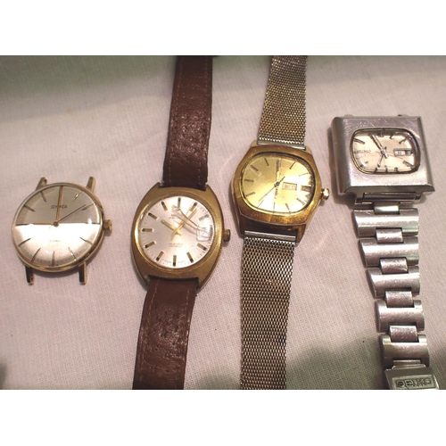 1086 - Four mechanised wristwatches including an unused Seiko 5. P&P Group 1 (£14+VAT for the first lot and... 