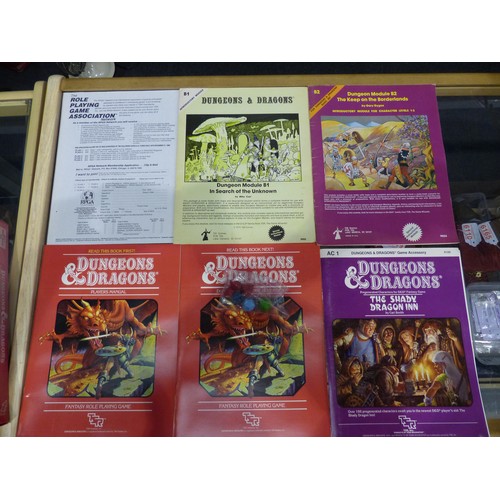 2018 - Selection of vintage games and playing cards, including Dungeons and Dragons and Dragons fantasy rol... 