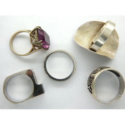 45 - Five 925 silver rings, mixed sizes, one ring cut, combined 35g. P&P Group 1 (£14+VAT for the first l... 