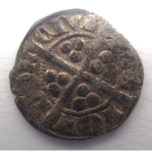 3020 - 1272 - 1307 silver penny of Edward I, London mint. P&P Group 0 (£5+VAT for the first lot and £1+VAT ... 