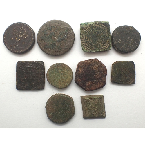 3086 - Collection of Matrix Gacs, coin weights and Priya tokens. P&P Group 0 (£5+VAT for the first lot and ... 