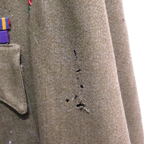 2033 - British WWII 1941 dated officers tunic, badged to the rank of Lieutenant Colonel with ribbon bar inc... 