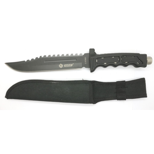 2182 - Kandar hunting knife with sheath, blade L: 17 cm. P&P Group 2 (£18+VAT for the first lot and £3+VAT ... 