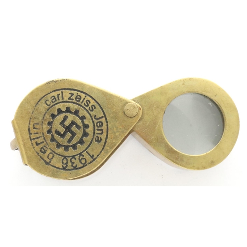 2210 - Brass loupe stamped 1936 Berlin. P&P Group 1 (£14+VAT for the first lot and £1+VAT for subsequent lo... 