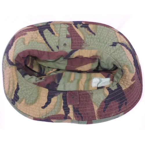 2156A - Two American Vietnam war period boonie hats and a Special Forces badged beret (3). P&P Group 2 (£18+... 