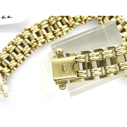 12 - 9ct gold bracelet, L: 19 cm, 17.8g. All links appear good with no damages, clasp is a little loose b... 