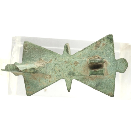 128 - 3rd century bronze enamel fan bar, L: 30 mm. P&P Group 0 (£5+VAT for the first lot and £1+VAT for su... 