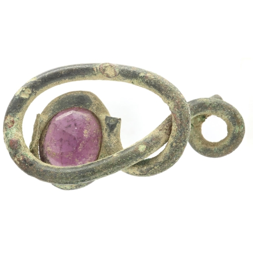 139 - Bronze Age pendant with amethyst stone, H: 25 mm. P&P Group 0 (£5+VAT for the first lot and £1+VAT f... 