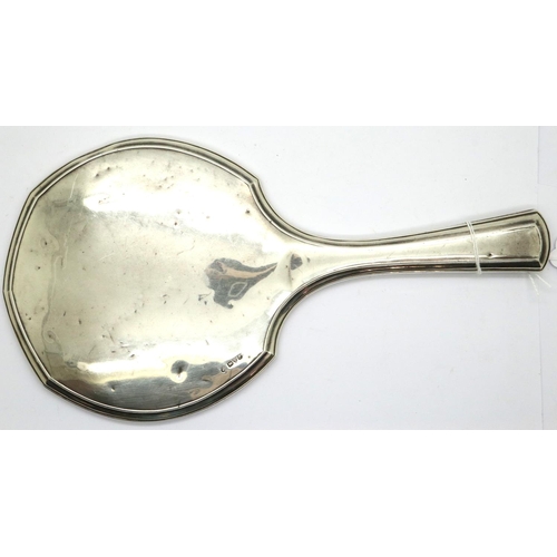 186 - Hallmarked silver hand mirror, L: 27 cm. P&P Group 1 (£14+VAT for the first lot and £1+VAT for subse... 