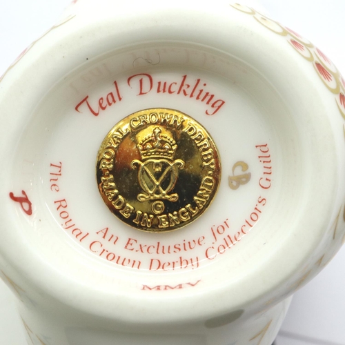 223 - Boxed Royal Crown Derby, Member Pack 2006 Teal Duckling, with gold stopper, L: 60 mm. No cracks, chi... 