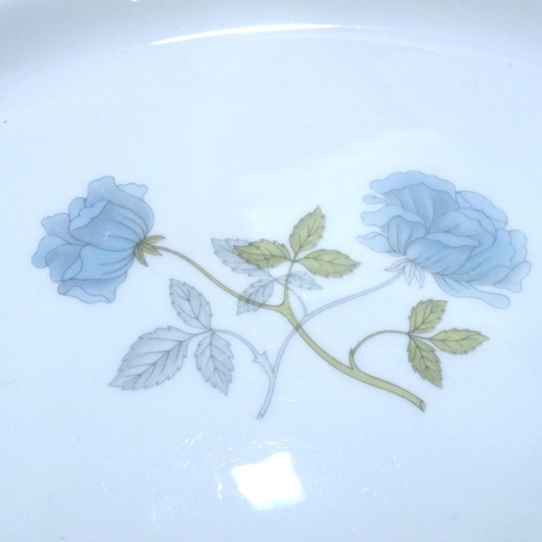 255 - Wedgwood Ice Rose dinner and teaware, 35 pieces. Not available for in-house P&P