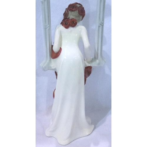 258 - Boxed Royal Doulton limited edition figurine, Autumn Harvest 68/250, H: 30 cm. No cracks, chips or v... 