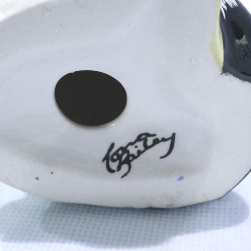 269 - Lorna Bailey Cat and Bee, H: 12 cm. No chips cracks or visible restoration. P&P Group 1 (£14+VAT for... 