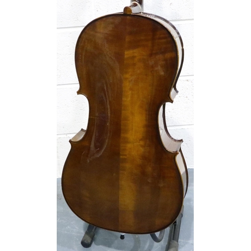 383 - Cased Stentor student 2 cello with two piece back. Neck snapped. Not available for in-house P&P