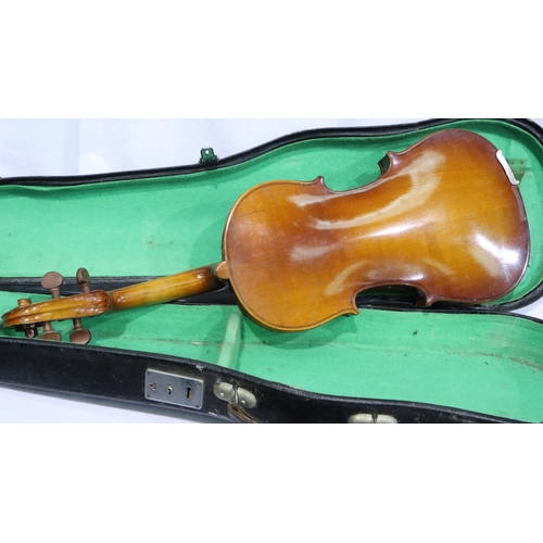 385 - Chinese Lark violin with bow and case. P&P Group 3 (£25+VAT for the first lot and £5+VAT for subsequ... 