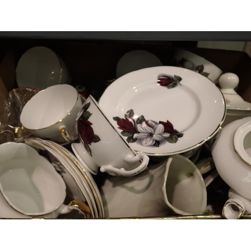 1058 - Quantity of mixed ceramics including tea set . Not available for in-house P&P