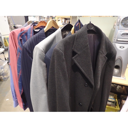 1478 - Half rack of gents clothing including a 44 inch chest Crombie coat. Not available for in-house P&P