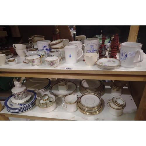 1487 - Quantity of mixed ceramics and collectables. Not available for in-house P&P