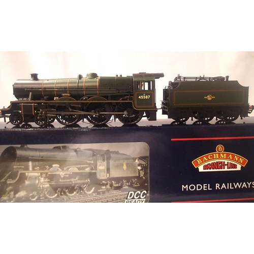 2065 - OO scale Bachmann 31-186, Jubilee class Baroda 45587, Green Late Crest. In excellent condition, box ... 